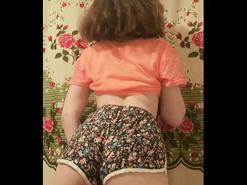 ❤️ Szexi fiatal csaj vetkőzteti le a rövidnadrágját a kamera előtt. ❤️ Szép pornó at hu.higlass.ru